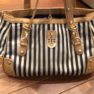 Henri Bendel Purse
